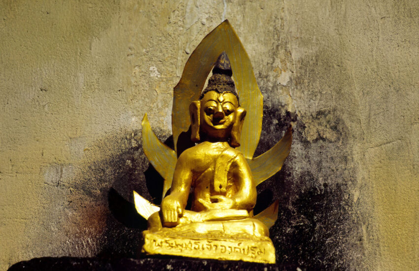 Missglückter Buddha, Chiang Mai 2005